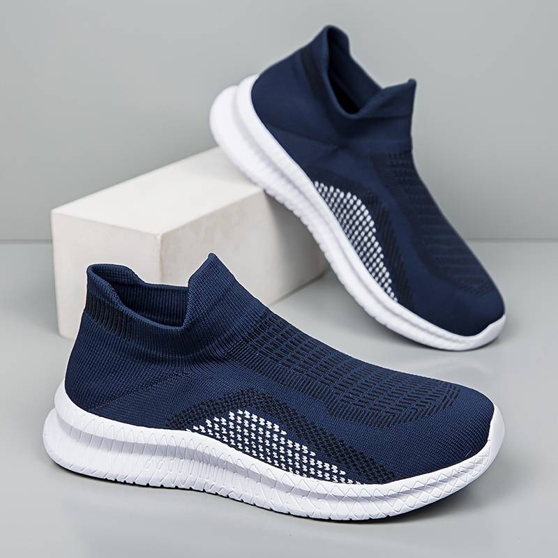 Mesh breathable sneakers with high sole