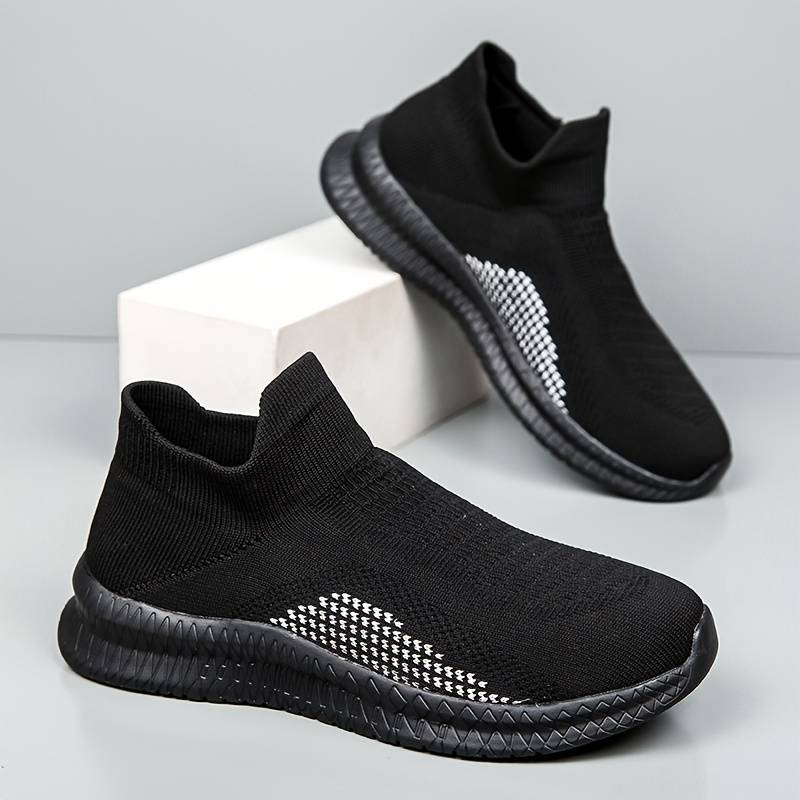 Mesh breathable sneakers with high sole